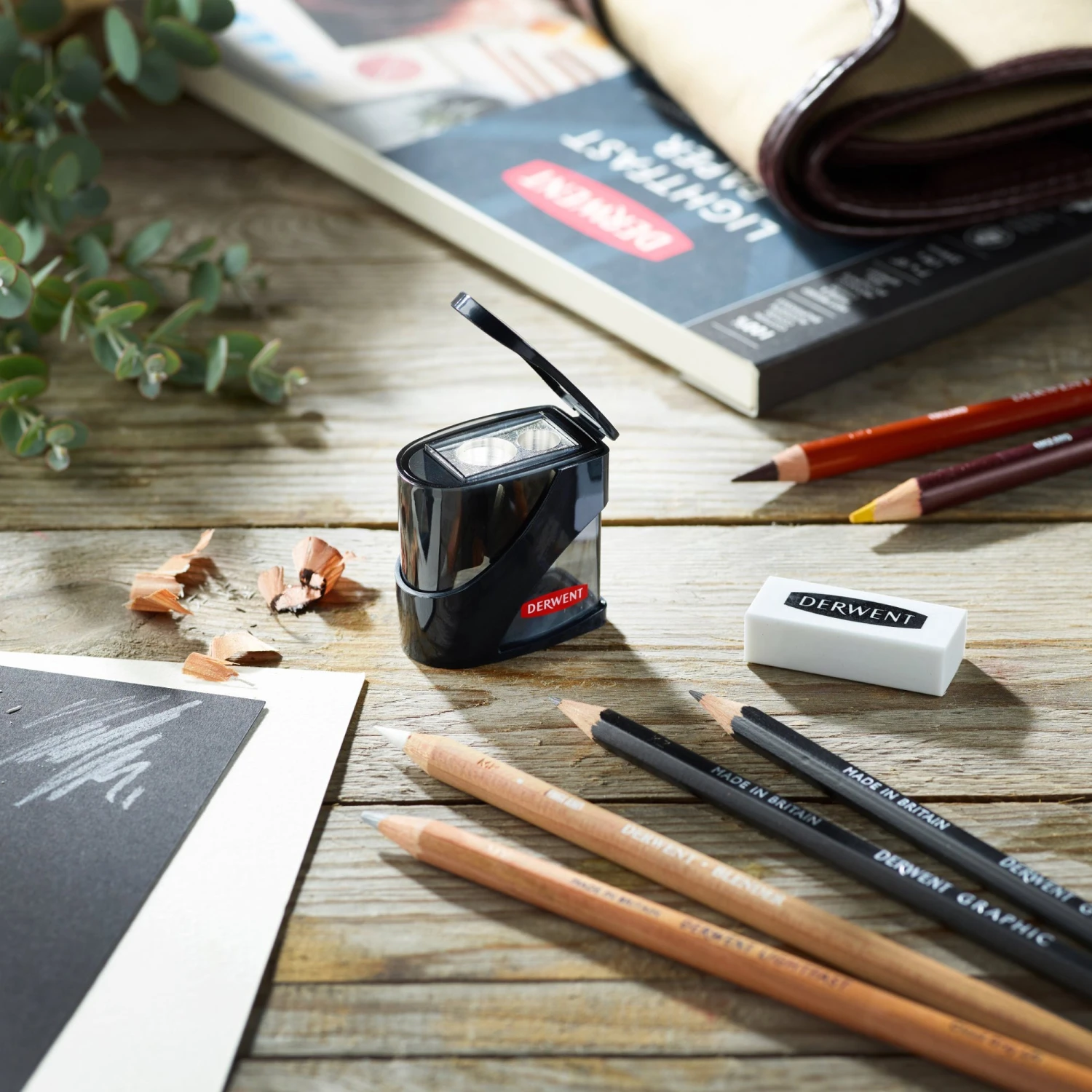 Derwent Twin Hole Sharpener 4 Derwent Twin Hole Sharpener - Image 4