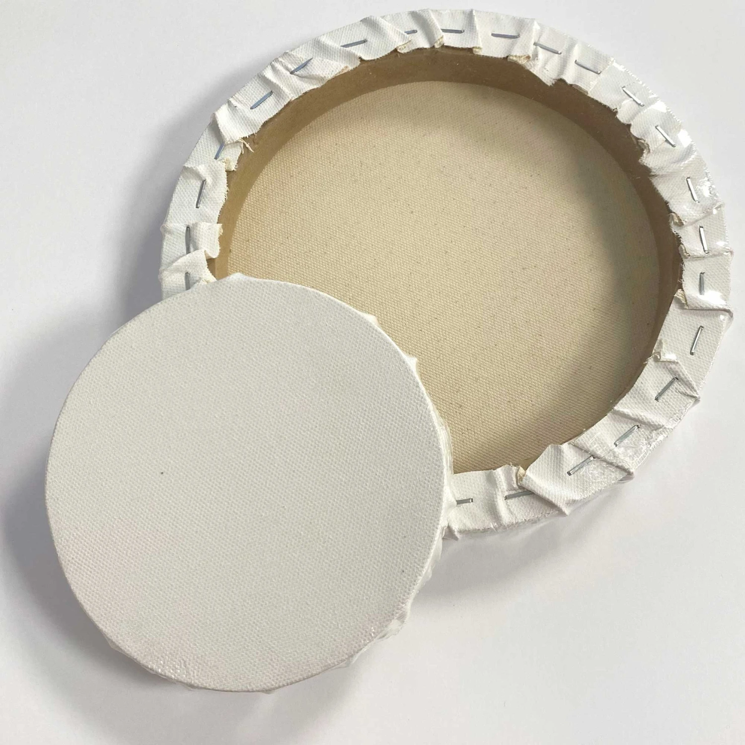 ARTdiscount Stretched Round Canvas 350gsm (Multi-Packs) 4 ARTdiscount Stretched Round Canvas 350gsm (Multi-Packs) - Image 4