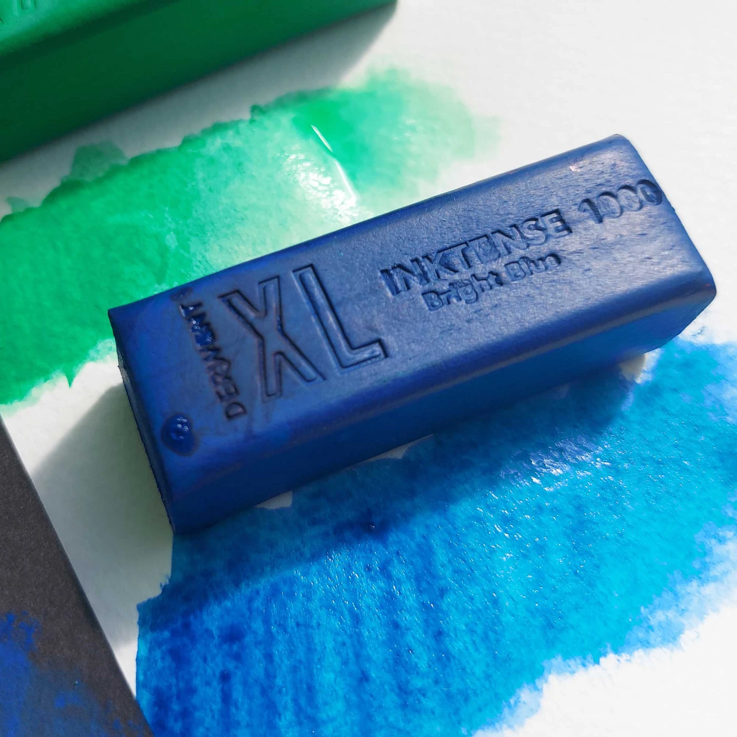 Derwent Inktense XL Blocks Tin Of 12 7 Derwent Inktense XL Blocks Tin Of 12 - Image 7