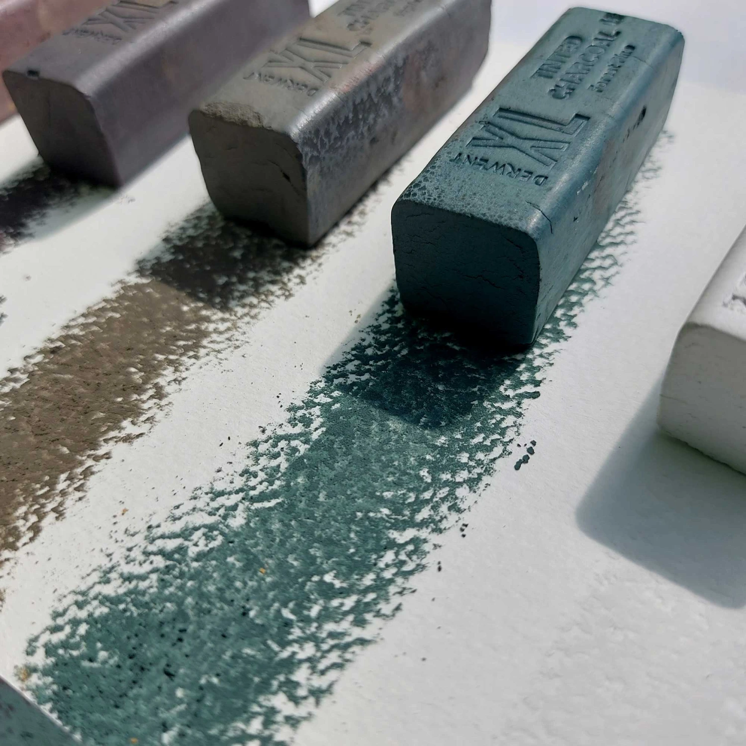 Derwent Tinted Charcoal XL Blocks Tin Of 6 7 Derwent Tinted Charcoal XL Blocks Tin Of 6 - Image 7