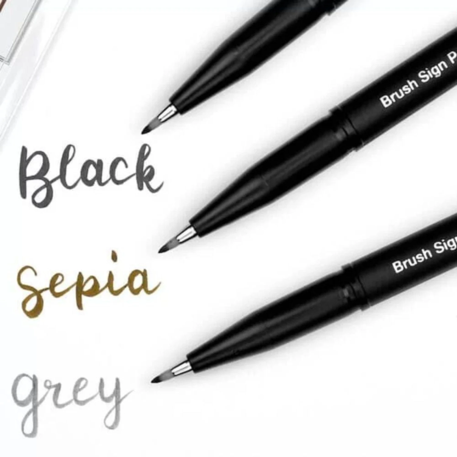 Pentel Pigment Brush Sign Pen - Set Of 5 3 Pentel Pigment Brush Sign Pen - Set Of 5 - Image 3