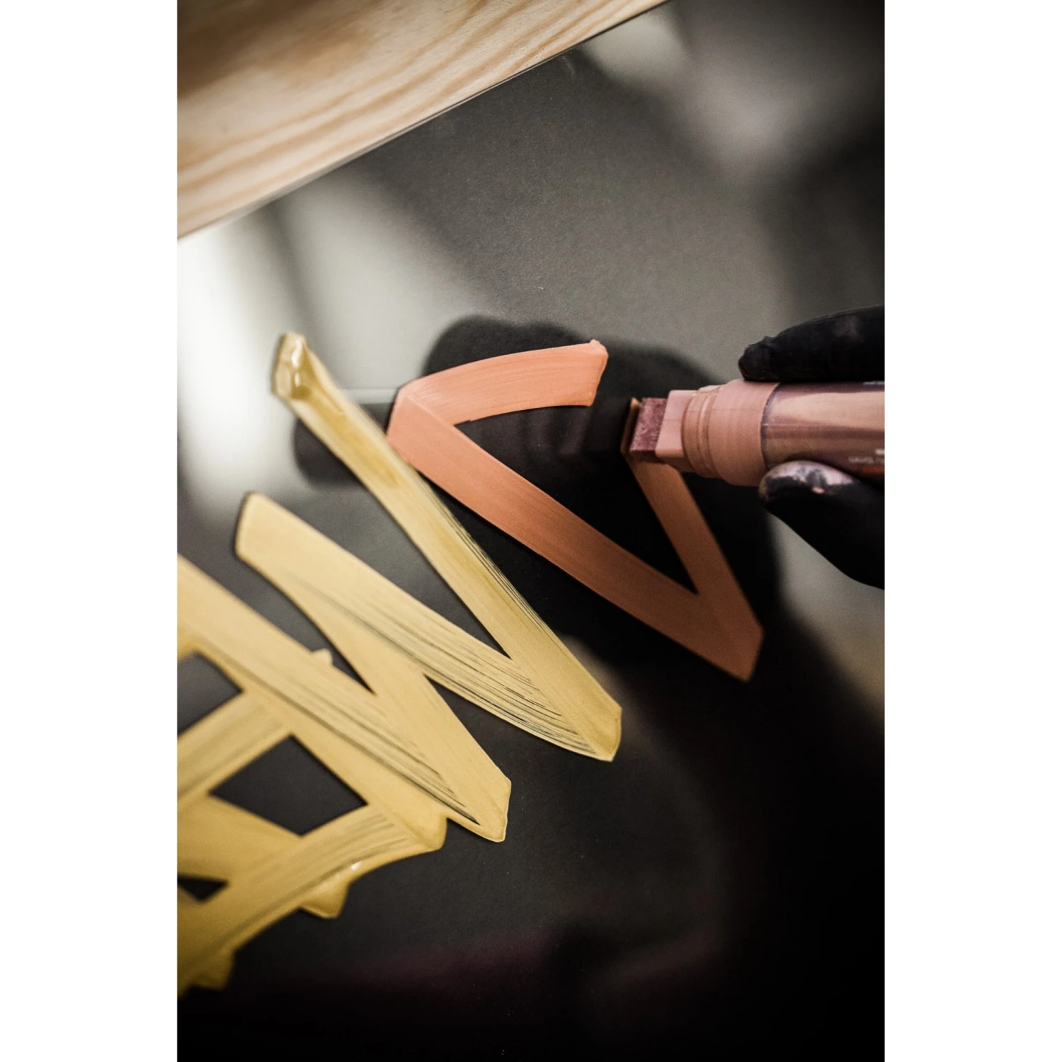 Montana Acrylic Line 15mm Standard Marker 3 Montana Acrylic Line 15mm Standard Marker - Image 3